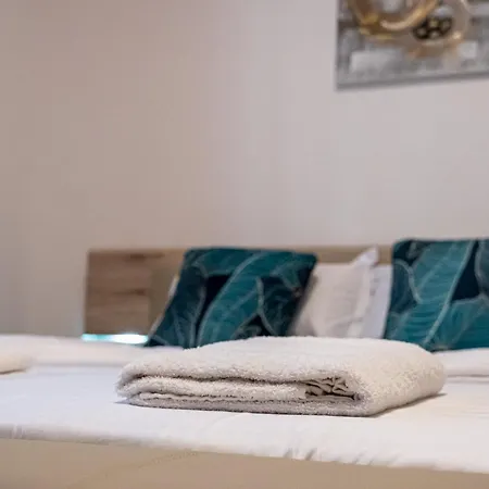 Black Sea Spacious 3br By Flat Manаger Daire