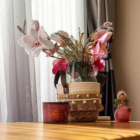 Black Sea Spacious 3br By Flat Manаger * Warna