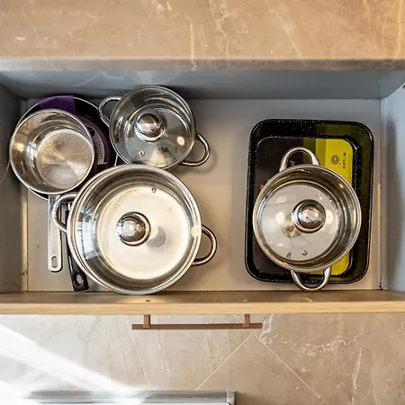 Black Sea Spacious 3br By Flat Manаger * Warna