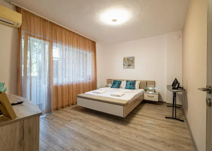 아파트 Black Sea Spacious 3br By Flat Manаger *